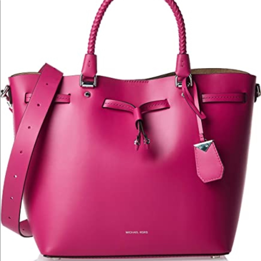 (Set) Michael Kors Blakely bucket handbag and wallet